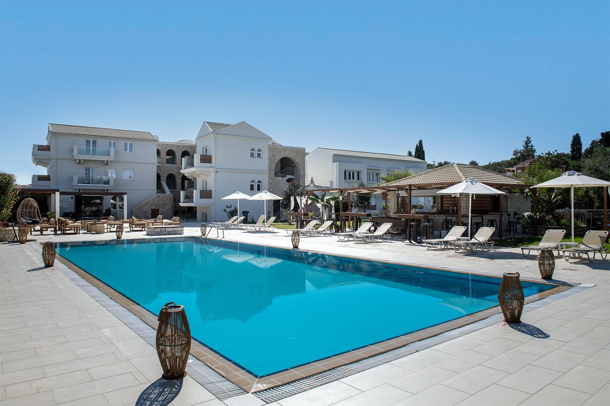 Hotel Ekati Kávos Zewnętrze zdjęcie