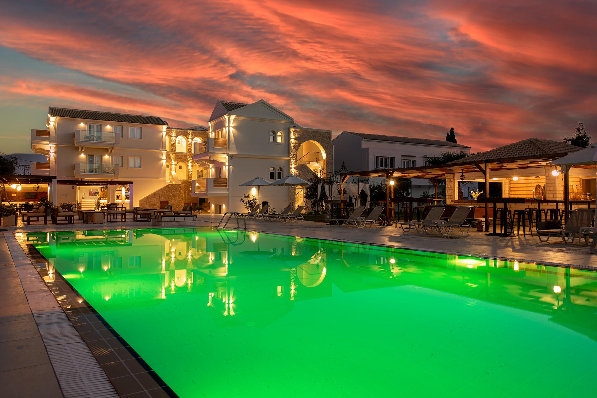 Hotel Ekati Kávos Zewnętrze zdjęcie
