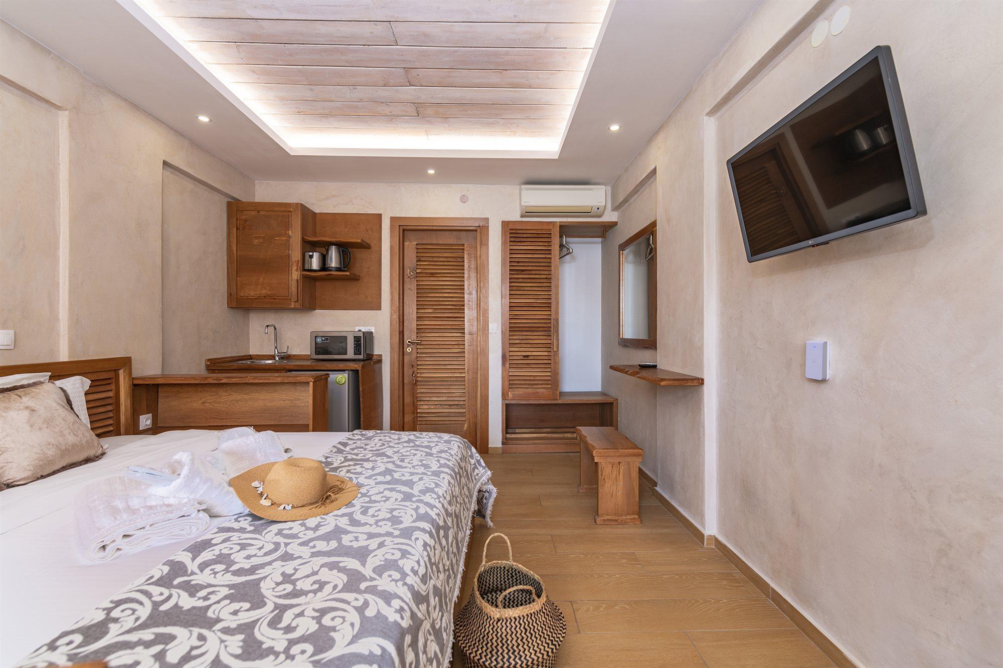 Hotel Ekati Kávos Zewnętrze zdjęcie